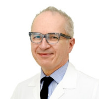 Dr. Homero Rivas